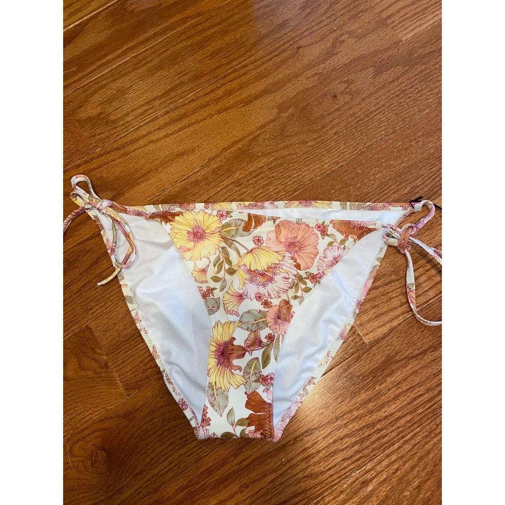 Floral bikini bottom